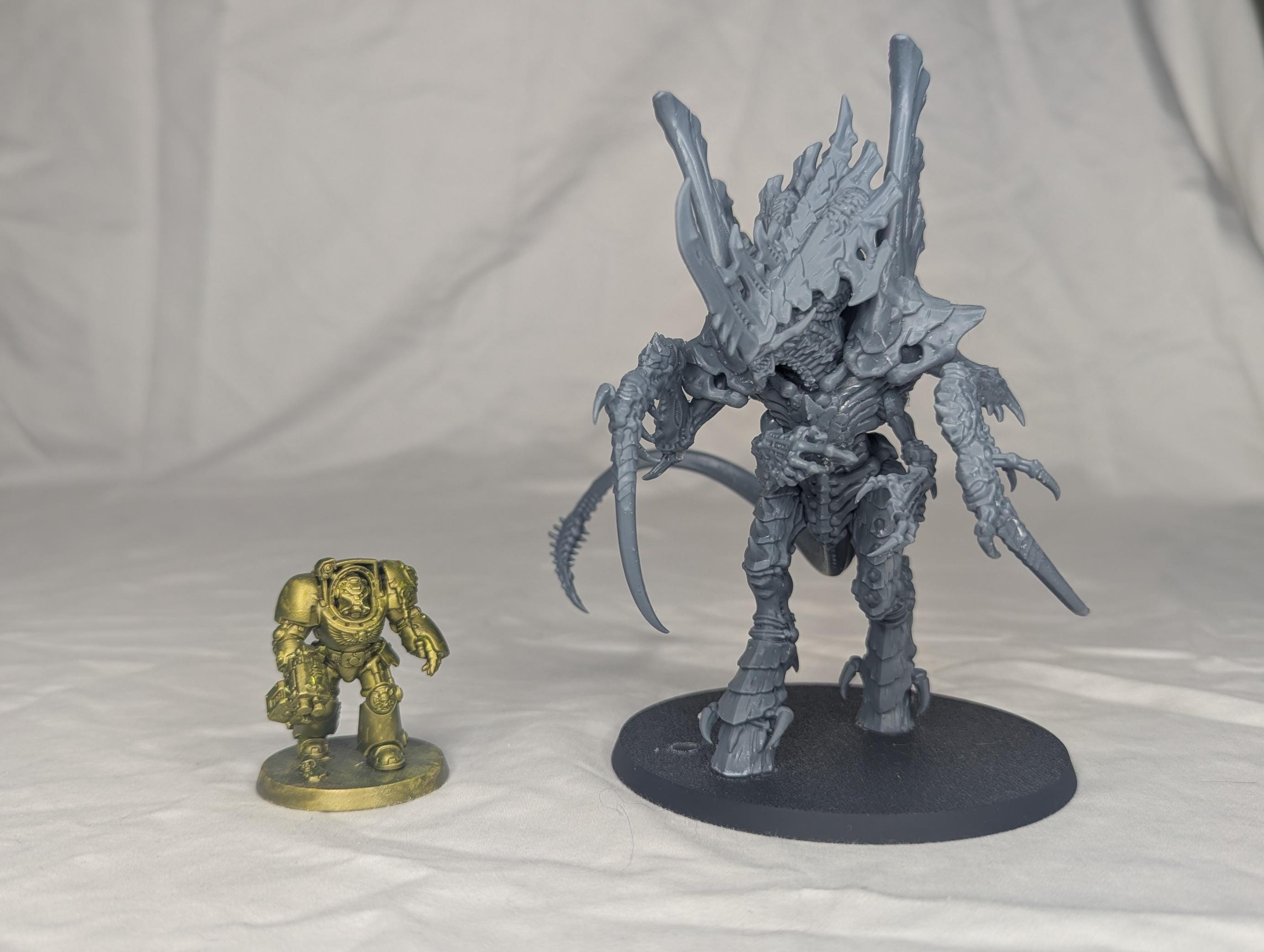 Hive Emissary | Resin Multipart Miniature Kit | 32mm Scale Wargaming Model 40K Proxy
